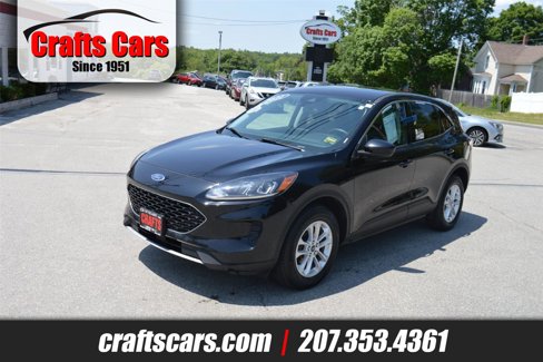 Used 2021 Ford Escape SE image 1