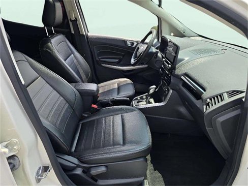 Used 2021 Ford EcoSport Titanium image 11