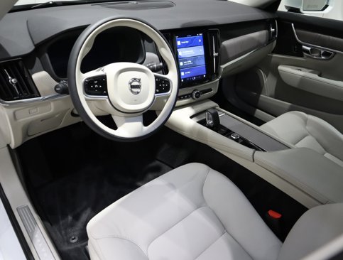 Used 2025 Volvo S90 B6 Plus w/ Protection Package Premier image 22