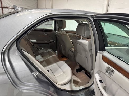 Used 2012 Mercedes-Benz E 350 Sedan image 62