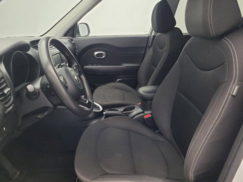 Used 2019 Kia Soul image 17