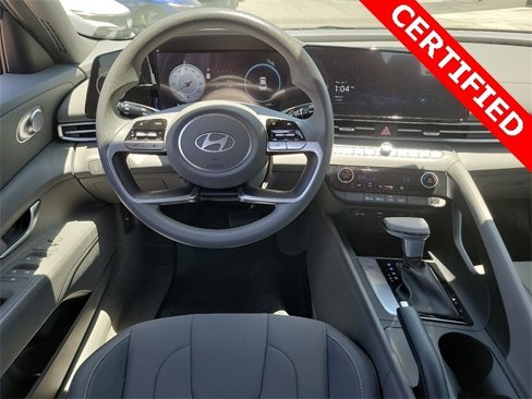 Certified 2024 Hyundai Elantra SEL image 3