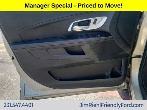 Used 2015 Chevrolet Equinox LT w/ Driver Convenience Package image 6