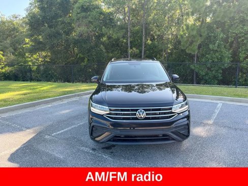 Used 2022 Volkswagen Tiguan S image 3
