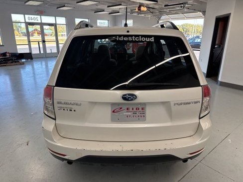 Used 2010 Subaru Forester 2.5X Premium image 9