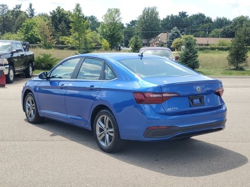 Used 2024 Volkswagen Jetta SE image 31