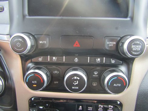 Used 2019 RAM 1500 Laramie image 29