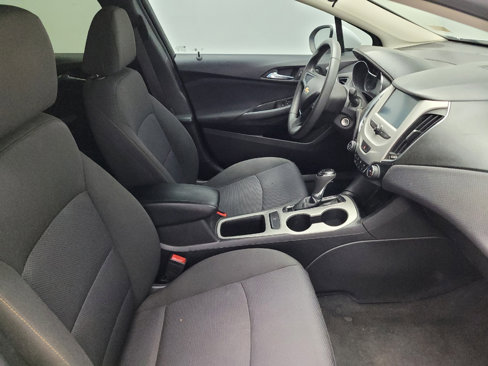 Used 2018 Chevrolet Cruze LS image 21