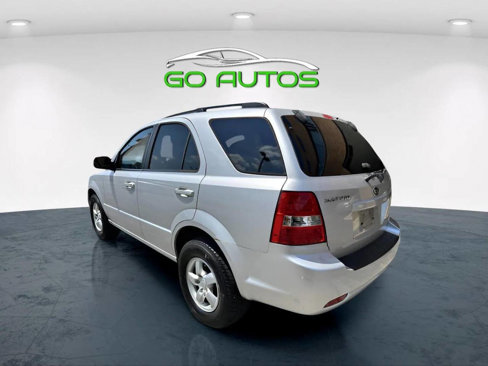 Used 2009 Kia Sorento LX image 5