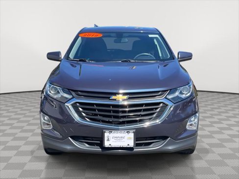 Used 2018 Chevrolet Equinox LT image 2