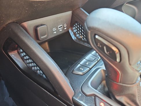 Used 2021 Chevrolet TrailBlazer LS image 23