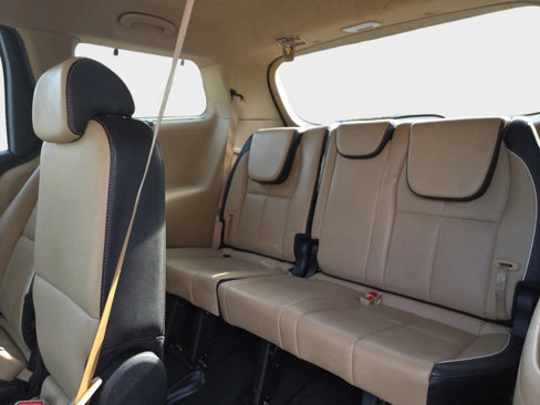 Used 2019 Kia Sedona EX image 11