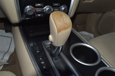 Used 2015 Nissan Pathfinder SV image 20