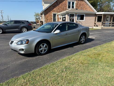 Used 2007 Pontiac Grand Prix w/ Preferred Package image 1