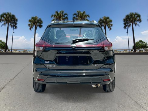 Certified 2023 Nissan Kicks SV image 6