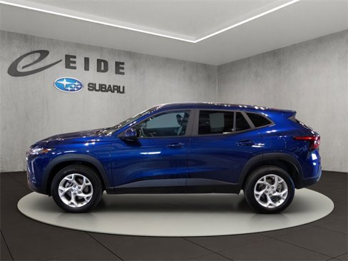 Used 2024 Chevrolet Trax LS w/ LS Convenience Package image 8