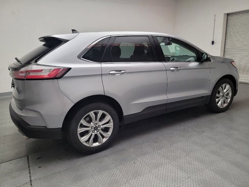 Used 2024 Ford Edge Titanium image 10