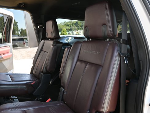 Used 2017 Ford Expedition EL Platinum image 28
