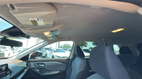 Used 2023 Nissan Rogue SV image 18