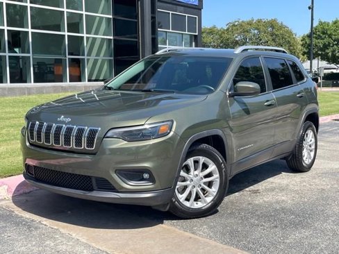 Used 2019 Jeep Cherokee Latitude w/ Popular Appearance Group image 1