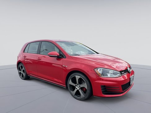 Used 2015 Volkswagen GTI SE image 11
