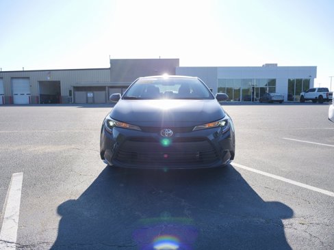 Used 2025 Toyota Corolla LE image 9