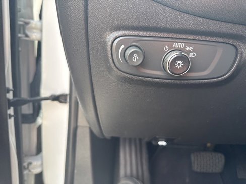 Certified 2022 Chevrolet Equinox RS image 23