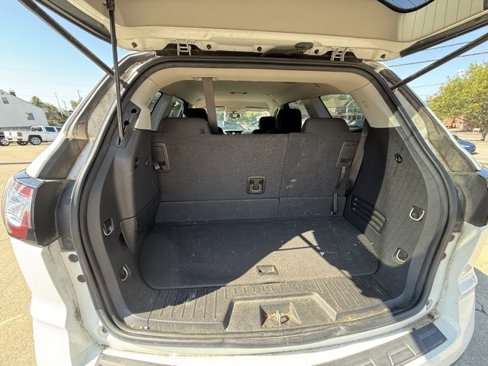 Used 2016 Chevrolet Traverse LT image 28