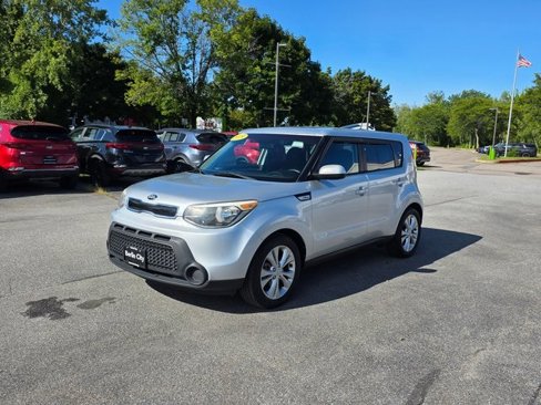Used 2015 Kia Soul + image 4