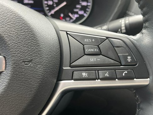 Used 2021 Nissan Sentra SV image 13