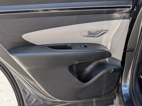 Certified 2022 Hyundai Tucson SE image 27