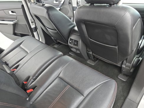 Used 2013 Ford Edge SEL image 11