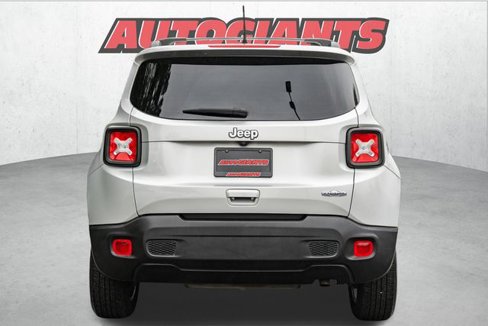 Used 2019 Jeep Renegade Latitude image 8