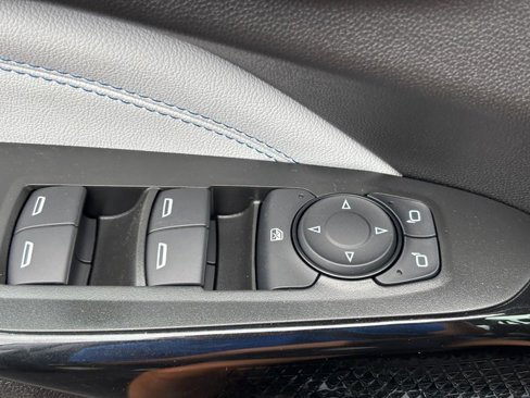 New 2025 Chevrolet Trax LT w/ Driver Confidence Package image 44