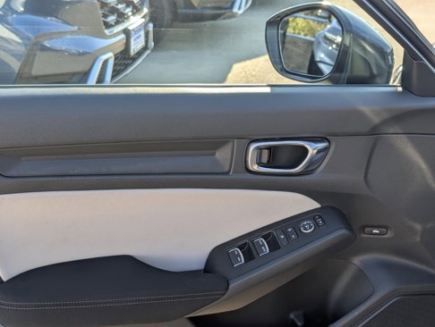 Used 2022 Honda Civic LX image 13