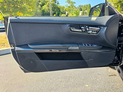 Used 2011 Mercedes-Benz CL 550 4MATIC image 22