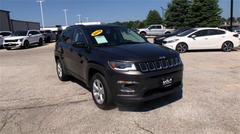 Used 2019 Jeep Compass Latitude w/ Cold Weather Group image 5