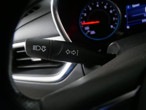 Used 2019 Chevrolet Equinox LT image 39