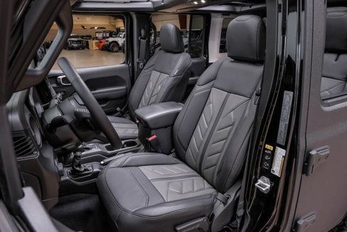 Used 2024 Jeep Wrangler Unlimited Sport image 13