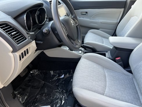 Used 2020 Mitsubishi Outlander Sport ES image 14