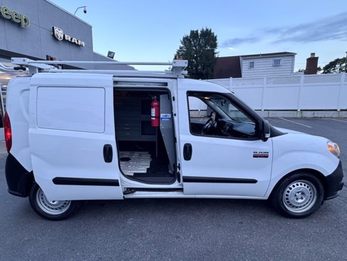 Used 2021 RAM ProMaster City Tradesman image 12