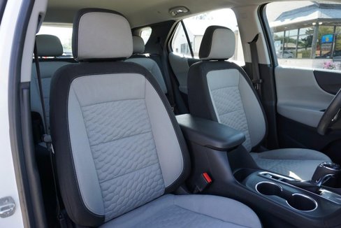 Used 2019 Chevrolet Equinox LS image 27