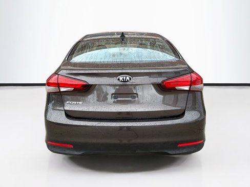 Used 2018 Kia Forte LX image 7