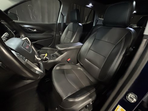 Used 2022 GMC Terrain SLT w/ Infotainment Package II image 6
