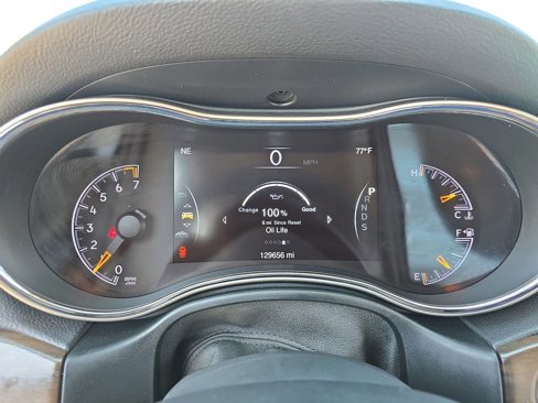 Used 2015 Jeep Grand Cherokee Limited w/ Trailer Tow Group IV image 21