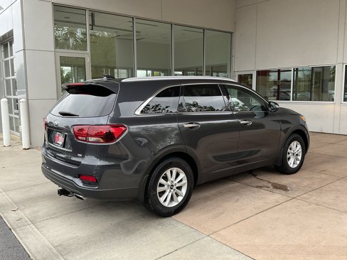 Used 2019 Kia Sorento LX w/ LX Convenience Package image 22