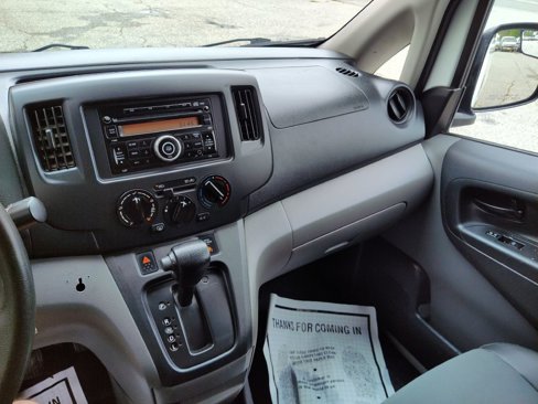 Used 2017 Chevrolet City Express LT image 22
