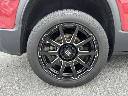 Used 2019 GMC Acadia SLT image 17