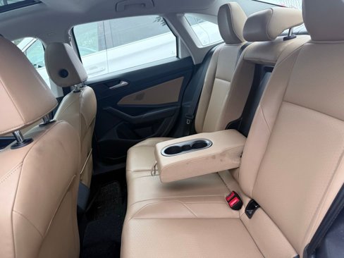 Used 2019 Volkswagen Jetta SE image 18