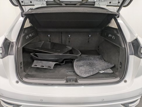 Used 2022 Buick Envision Avenir w/ Technology Package II image 24